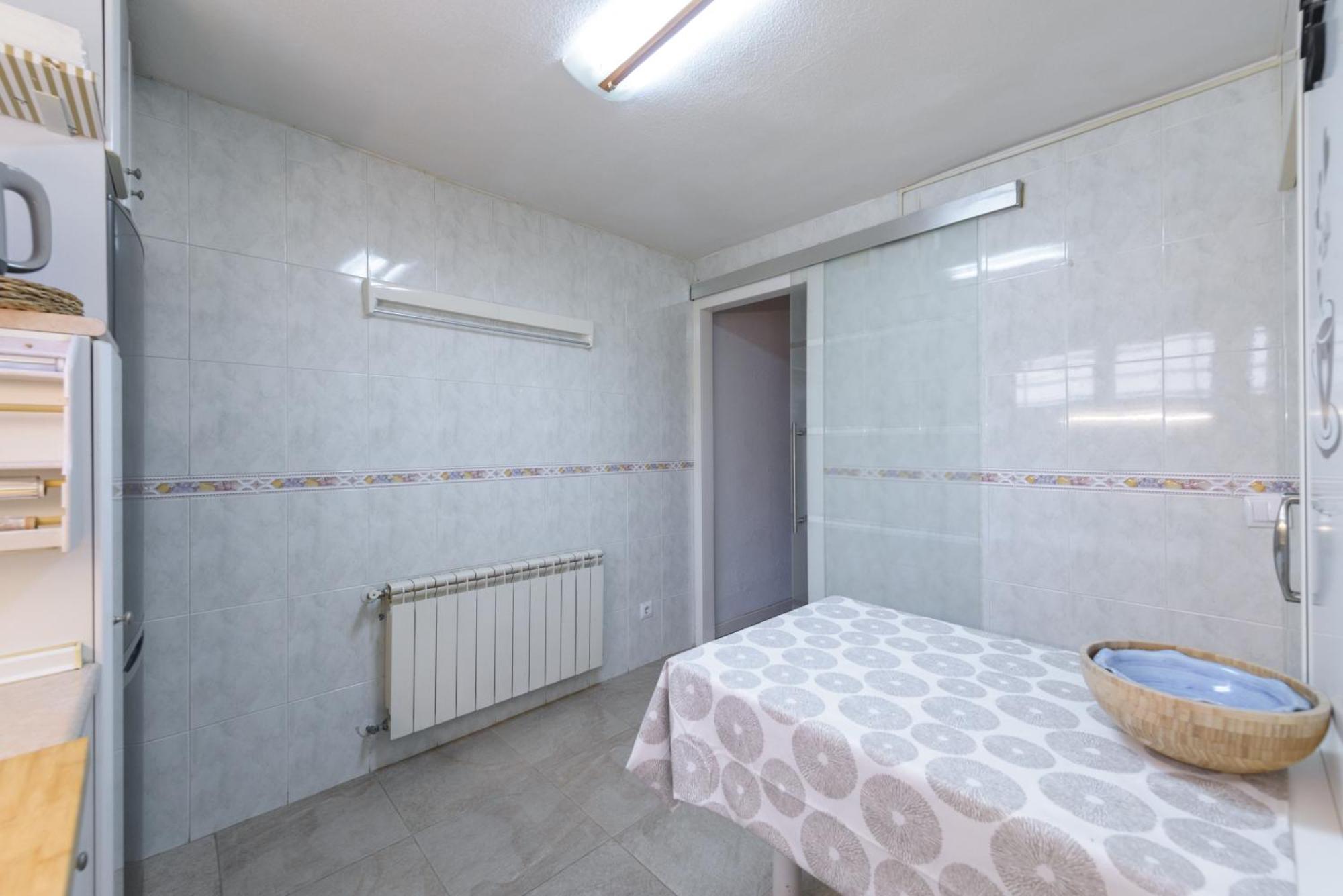 Sabadell Calle, Casa Familiar De 3 Dormitorios Con Terraza Junto Metro Fuencarral 마드리드 외부 사진