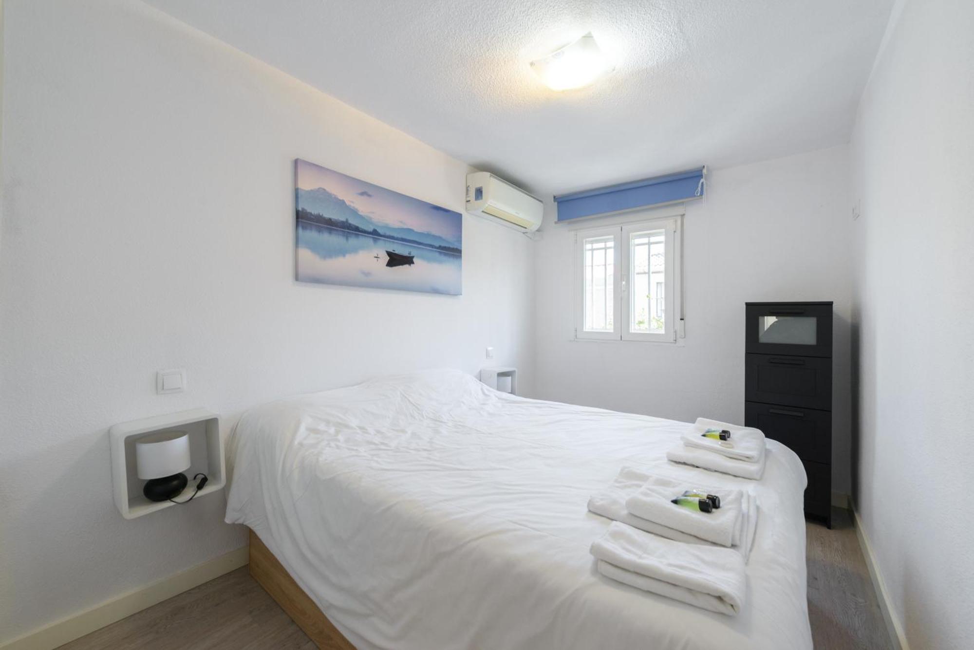 Sabadell Calle, Casa Familiar De 3 Dormitorios Con Terraza Junto Metro Fuencarral 마드리드 외부 사진